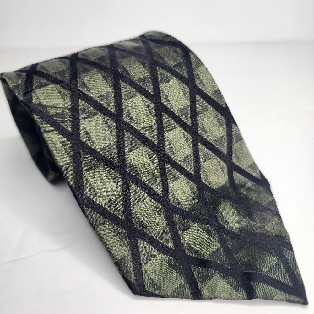 POLIFRONI MILANO Geometric Green and Black Men's Silk Tie.